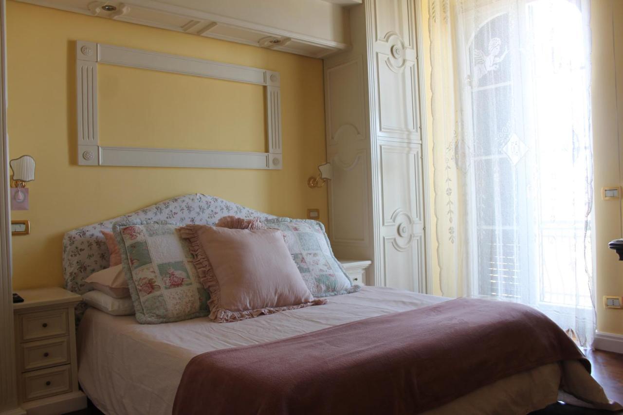 B&B Le Sorelle Neapel Exterior foto